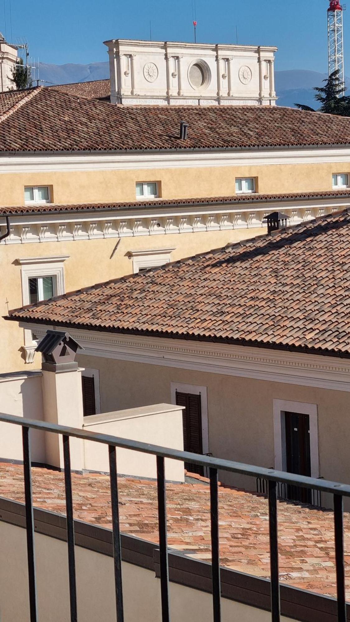Апартаменты Antica Dimora San Crisante - Centro Storico Л'Акуила Экстерьер фото